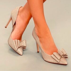 1410- Betsey Johnson Prince Gold Women's Stiletto Heels Shoes Size 7 M NWT